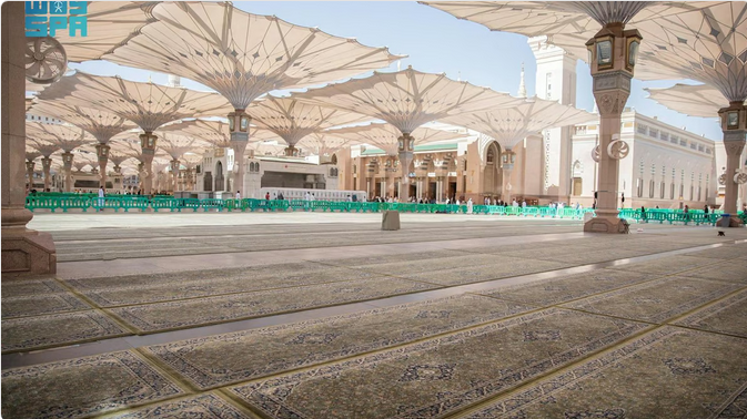 منتج وطني فاخر.. سجاد المسجد النبوي يتميز بتصميم خاص لخدمة الضيوف والزوار