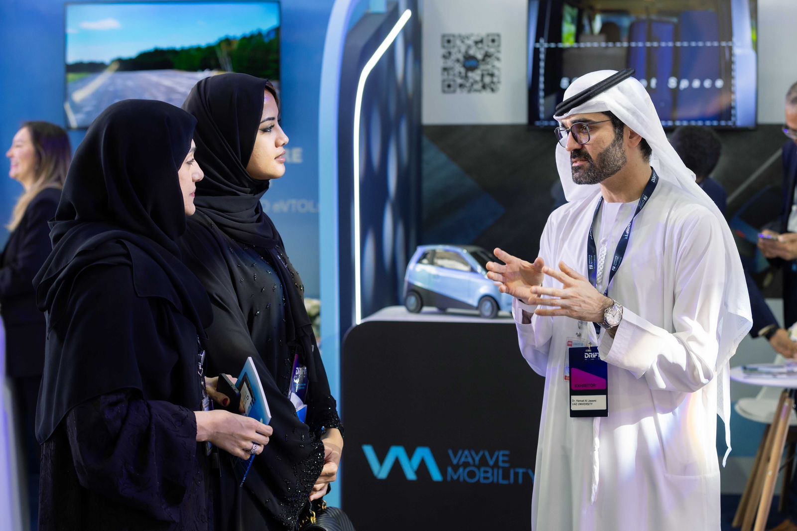 مركز الإمارات لأبحاث التنقل بجامعة الإمارات يشارك بمشاريع مبتكرة في معرض &#8220;درفت إكس&#8221;